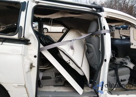 2006 Chrysler Town & Country Limited из США, поврежденный, VIN 2A8GP64L26R723406